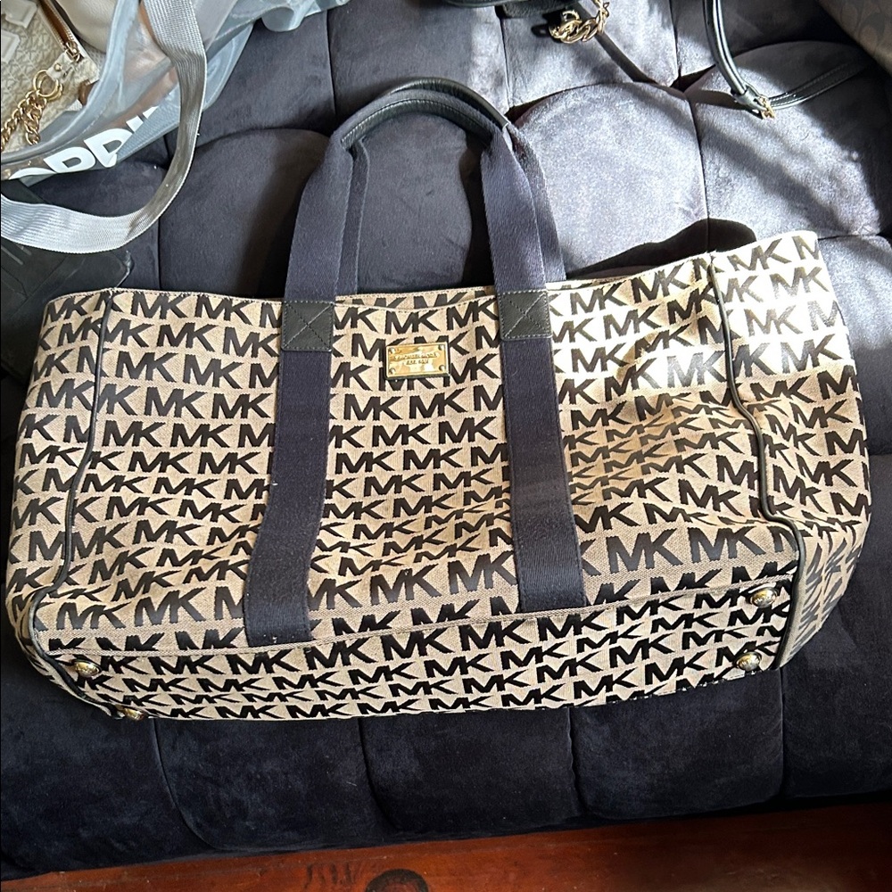 Extra large tote